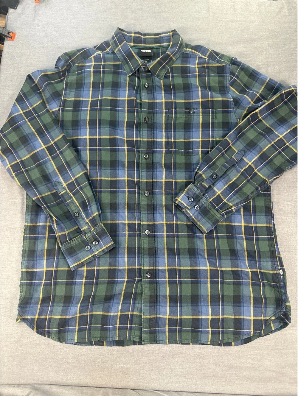 The North Face Men's XL Plaid Button-Down Shirt in Blue and Green Cotton Blend